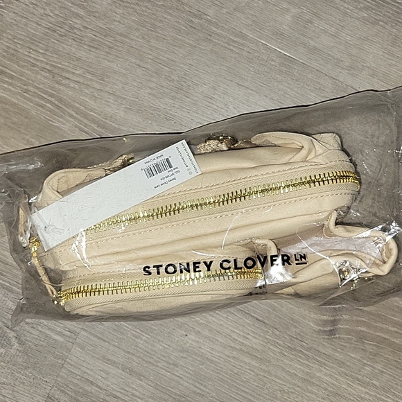 Stoney clover lane SPORTY fanny pack sand tan nwt - Picture 5 of 7